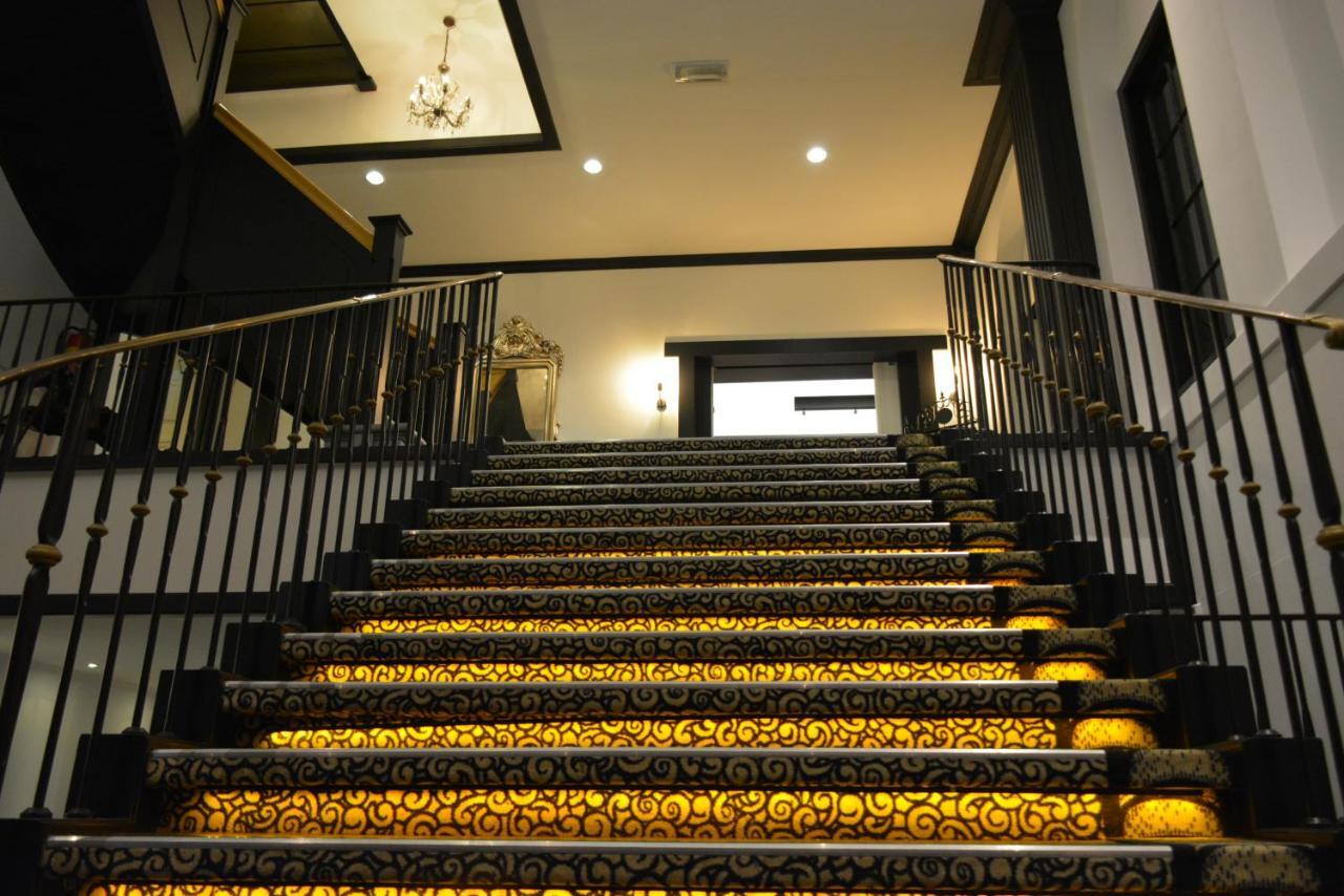 Hotel2Херенвен Экстерьер фото
