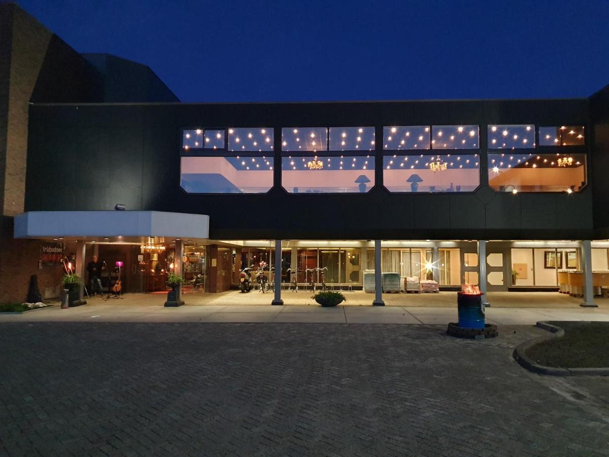 Hotel2Херенвен Экстерьер фото